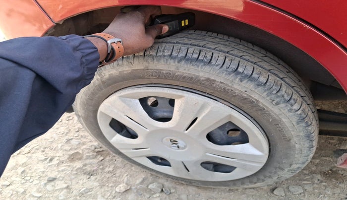 2013 Maruti Wagon R 1.0 VXI, Petrol, Manual, 62,900 km, tyre