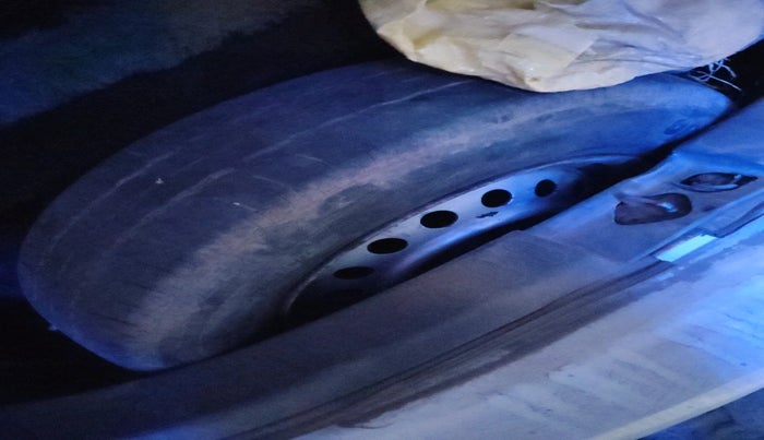 2011 Maruti Ritz LXI, Petrol, Manual, 73,276 km, tyre