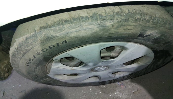 2011 Maruti Ritz LXI, Petrol, Manual, 73,276 km, tyre