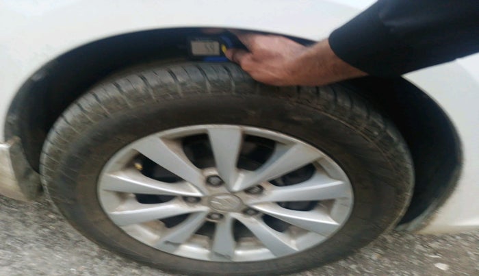 2013 Maruti Ertiga ZDI, Diesel, Manual, 62,000 km, tyre