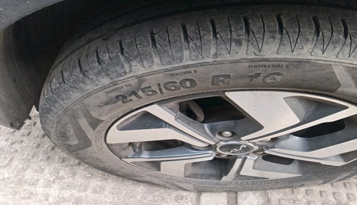 2021 KIA SONET HTX 1.0 IMT, Petrol, Manual, 36,877 km, tyre