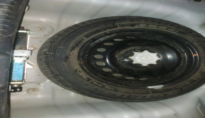 2018 Hyundai Grand i10 SPORTZ AT 1.2 KAPPA VTVT, Petrol, Automatic, 51,955 km, tyre