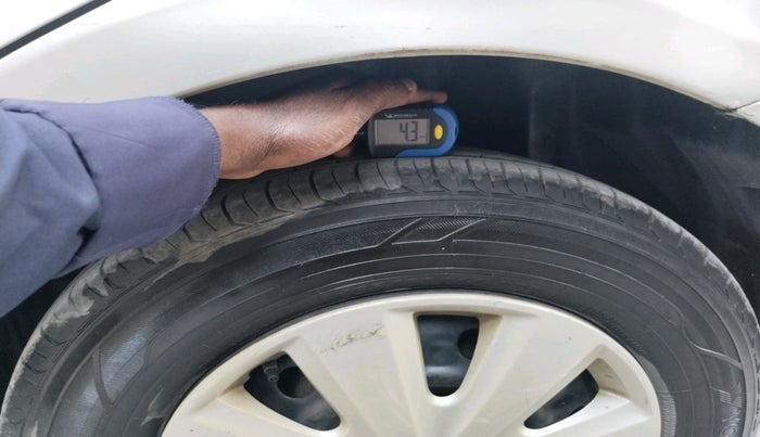 2011 Maruti Swift Dzire VDI, Diesel, Manual, 1,57,963 km, tyre