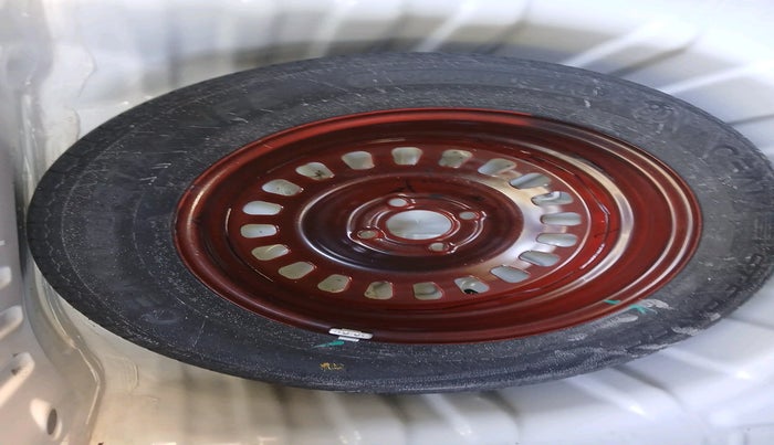 2021 Renault Kiger RXL AMT, Petrol, Automatic, 21,462 km, tyre