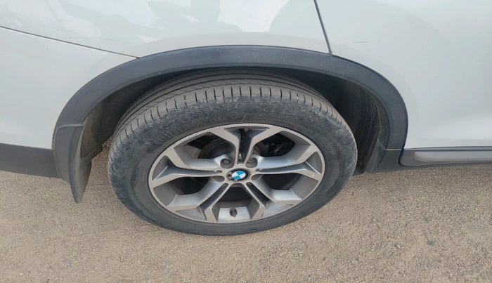 2016 BMW X3 X DRIVE 20D X-Line, Diesel, Automatic, 1,07,000 km, tyre