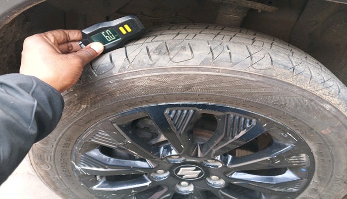 2020 Maruti Vitara Brezza ZXI, Petrol, Manual, 1,43,171 km, tyre