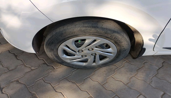 2022 Hyundai AURA S 1.2 CNG, Petrol, Manual, 37,395 km, tyre