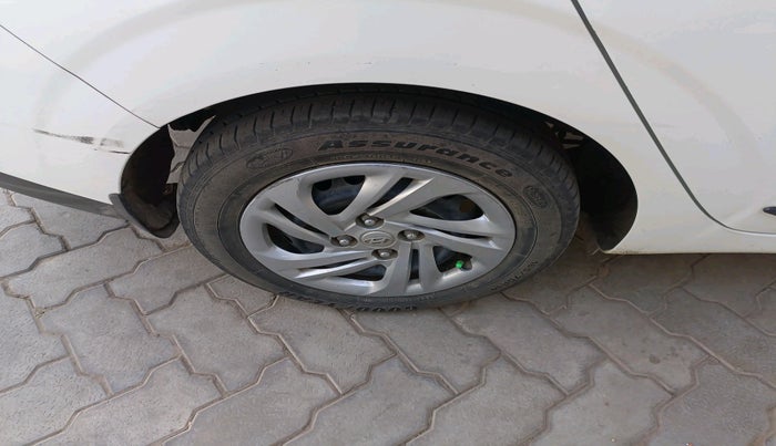 2022 Hyundai AURA S 1.2 CNG, Petrol, Manual, 37,395 km, tyre