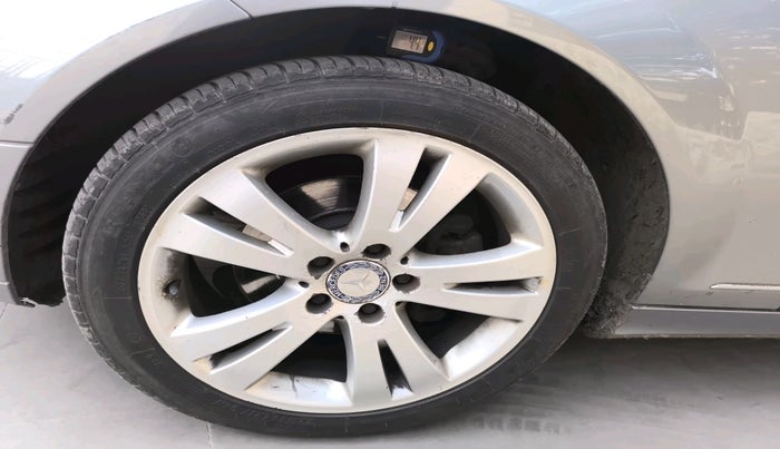 2011 Mercedes Benz C Class 200 CGI AVANTGARDE, Petrol, Automatic, 68,784 km, tyre