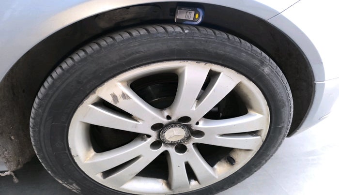 2011 Mercedes Benz C Class 200 CGI AVANTGARDE, Petrol, Automatic, 68,784 km, tyre