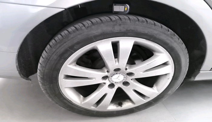 2011 Mercedes Benz C Class 200 CGI AVANTGARDE, Petrol, Automatic, 68,784 km, tyre