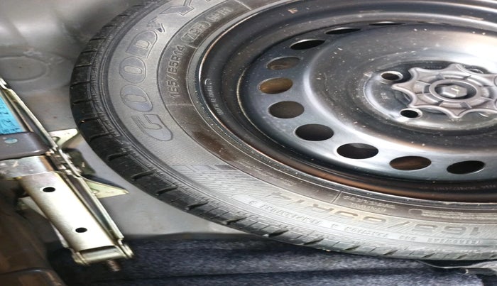 2016 Hyundai Grand i10 SPORTZ 1.2 KAPPA VTVT, Petrol, Manual, 48,823 km, tyre