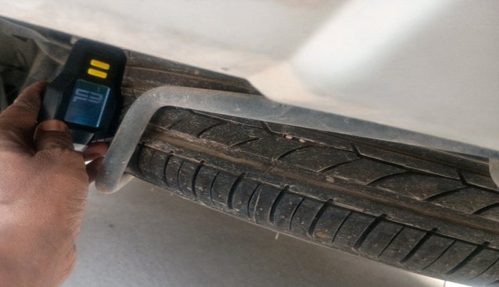 2020 Maruti XL6 ZETA MT, Petrol, Manual, 88,607 km, tyre