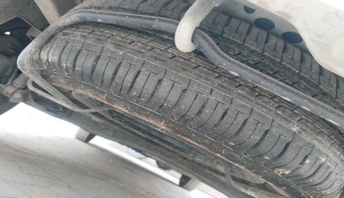 2025 Maruti Ertiga VXI SHVS, Petrol, Manual, 3,144 km, tyre