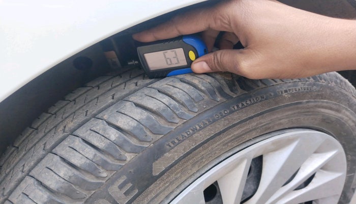 2025 Maruti Ertiga VXI SHVS, Petrol, Manual, 3,144 km, tyre