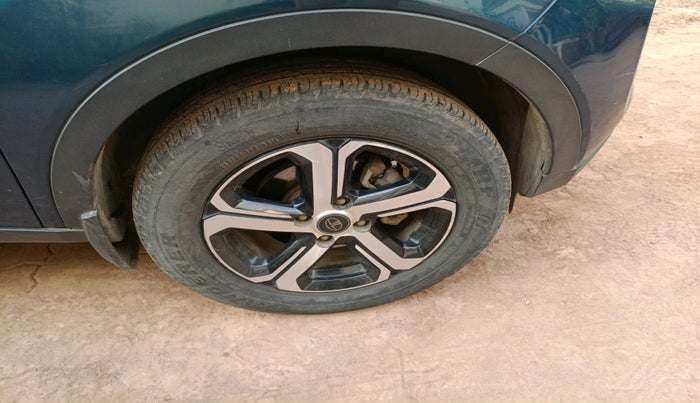 2021 Tata NEXON EV XZ PLUS, Electric, Automatic, 98,216 km, tyre