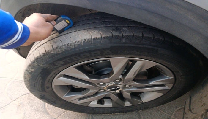 2021 KIA SELTOS HTX PLUS 1.5 DIESEL, Diesel, Manual, 1,05,009 km, tyre