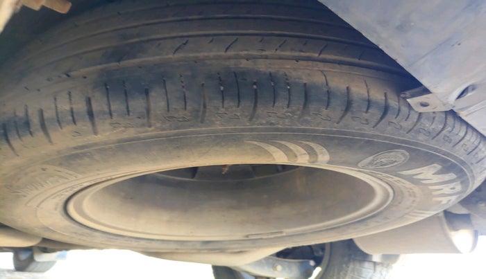 2012 Mahindra XUV500 W8, Diesel, Manual, 2,46,518 km, tyre