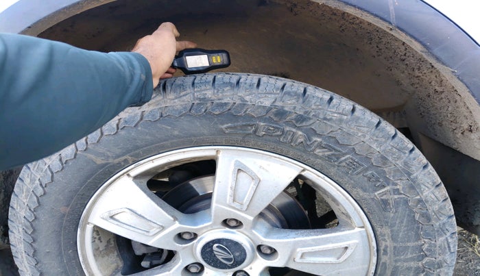 2012 Mahindra XUV500 W8, Diesel, Manual, 2,46,518 km, tyre