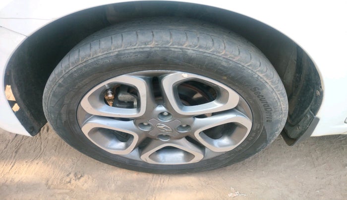 2019 Hyundai Elite i20 ASTA 1.4 CRDI (O), Diesel, Manual, 1,27,097 km, tyre