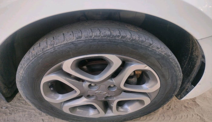 2019 Hyundai Elite i20 ASTA 1.4 CRDI (O), Diesel, Manual, 1,27,097 km, tyre