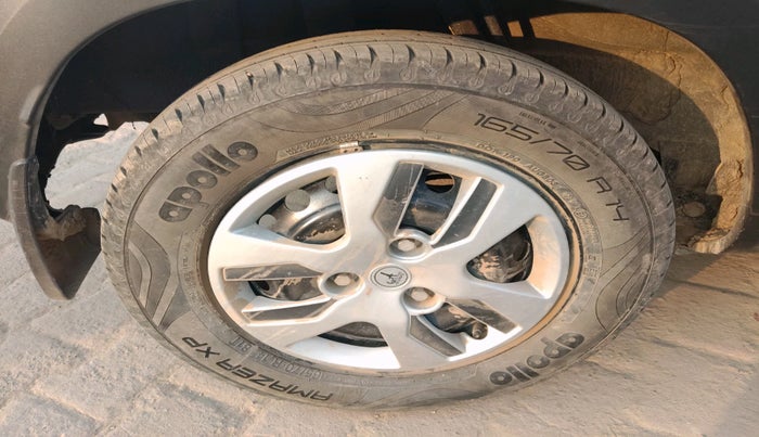 2021 Renault Kwid STD, Petrol, Manual, 19,421 km, tyre