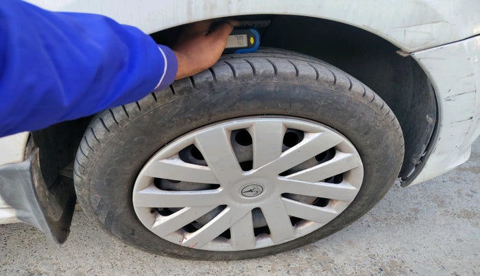 2018 Volkswagen Polo COMFORTLINE 1.0L MPI, Petrol, Manual, 51,723 km, tyre