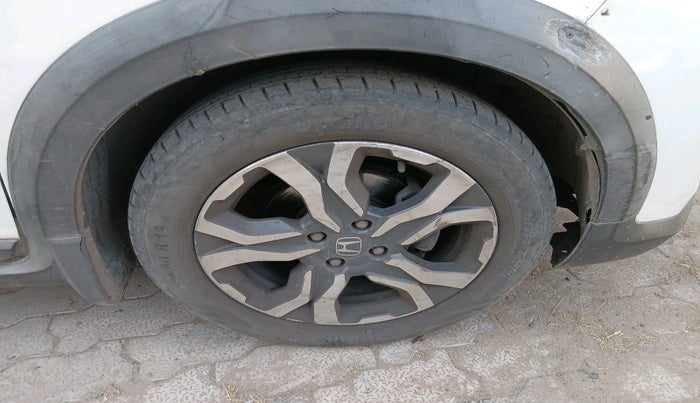 2017 Honda WR-V 1.5L I-DTEC VX MT, Diesel, Manual, 1,06,241 km, tyre