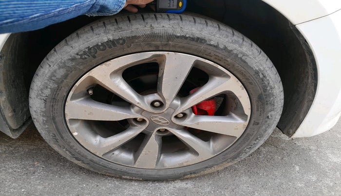 2014 Hyundai Elite i20 ASTA 1.2, Petrol, Manual, 1,04,631 km, tyre