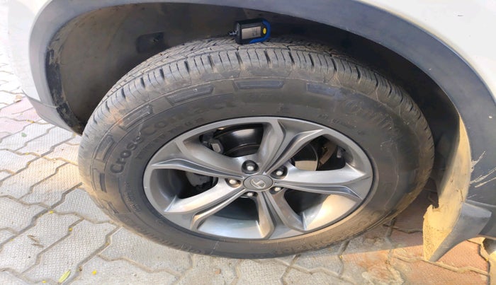 2021 Tata Harrier XT 2.0L KRYOTEC, Diesel, Manual, 84,959 km, tyre