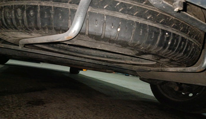 2012 Maruti Ertiga ZXI, Petrol, Manual, 1,92,484 km, tyre