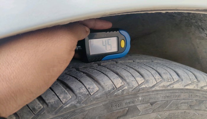 2011 Maruti Alto K10 LXI, Petrol, Manual, 62,114 km, tyre