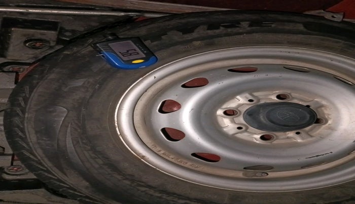 2017 Tata TIGOR XE PETROL, Petrol, Manual, 52,226 km, tyre