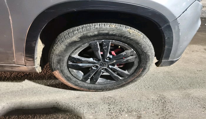 2017 Maruti Vitara Brezza ZDI, Diesel, Manual, 92,265 km, tyre