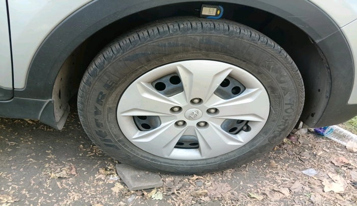 2019 Hyundai Creta E PLUS 1.4 DIESEL, Diesel, Manual, 61,750 km, tyre