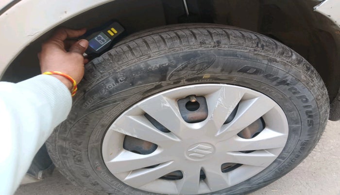 2013 Maruti Swift Dzire VXI, Petrol, Manual, 51,475 km, tyre