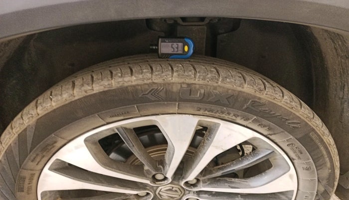 2021 MG HECTOR PLUS SHARP 1.5 PETROL TURBO HYBRID MT 6-STR, Petrol, Manual, 86,305 km, tyre