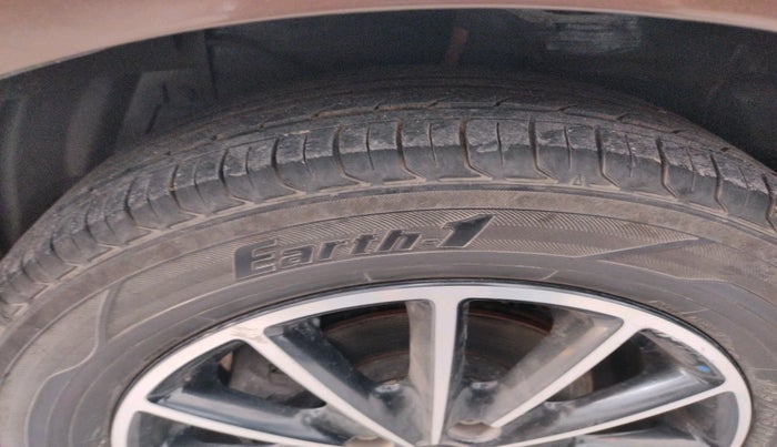 2018 Maruti Ciaz DELTA DIESEL 1.3, Diesel, Manual, 80,506 km, tyre