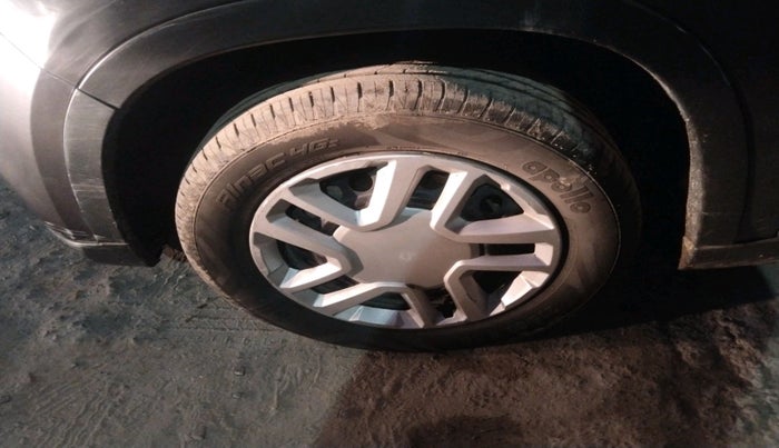 2018 Maruti Vitara Brezza VDI (O), Diesel, Manual, 1,02,186 km, tyre