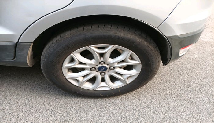 2017 Ford Ecosport TITANIUM 1.5L DIESEL, Diesel, Manual, 1,63,330 km, tyre