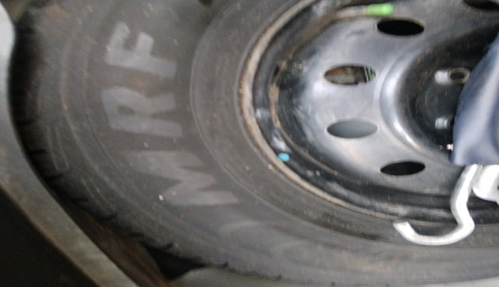 2017 Maruti Swift Dzire VXI, Petrol, Manual, 67,766 km, tyre