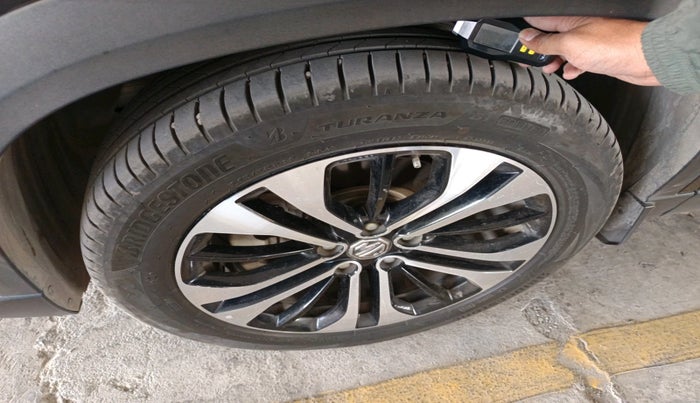 2022 MG HECTOR PLUS SHARP 1.5 PETROL TURBO CVT 6-STR, Petrol, Automatic, 58,092 km, tyre