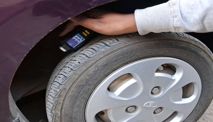 2017 Tata Nano TWIST XTA, Petrol, Automatic, 21,170 km, tyre