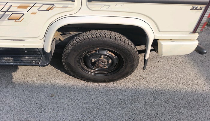 2019 Mahindra Bolero POWER PLUS ZLX, Diesel, Manual, 1,26,215 km, tyre