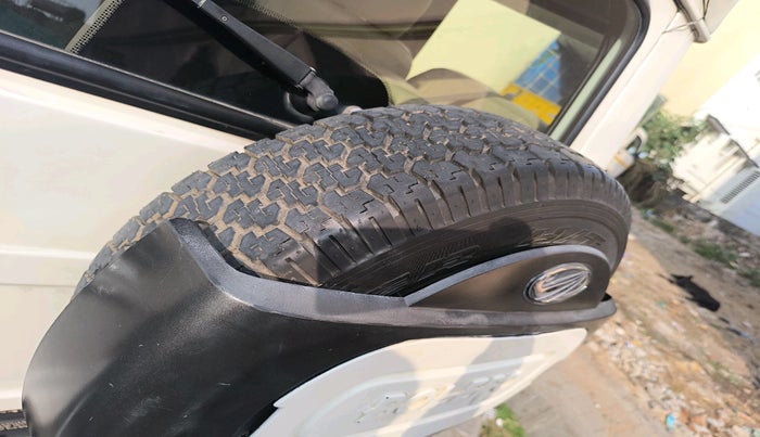 2019 Mahindra Bolero POWER PLUS ZLX, Diesel, Manual, 1,26,215 km, tyre