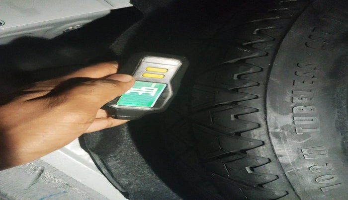 2021 BMW 3 SERIES GRAN LIMOUSINE 330Li LUXURY LINE, Petrol, Automatic, 12,536 km, tyre