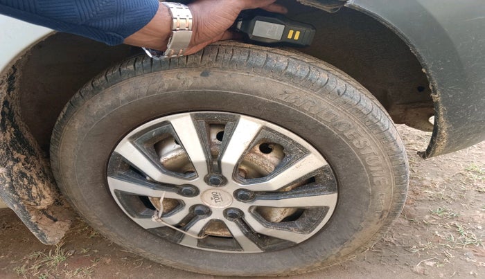 2011 Maruti Alto LXI, Petrol, Manual, 63,725 km, tyre