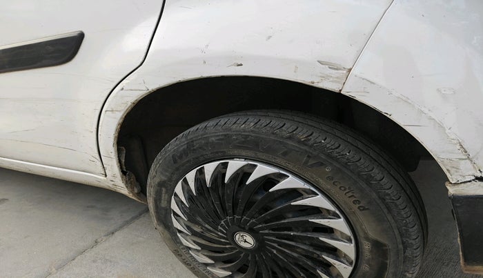 2012 Maruti Ritz VXI, Petrol, Manual, 1,06,868 km, tyre