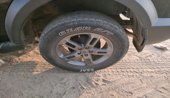 2021 Mahindra Thar LX HT PETROL 4WD MT, Petrol, Manual, 21,052 km, tyre