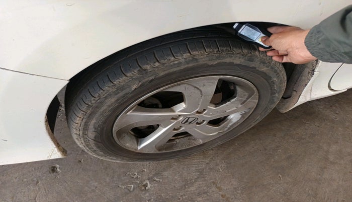 2016 Honda City 1.5L I-VTEC VX CVT, Petrol, Automatic, 83,943 km, tyre